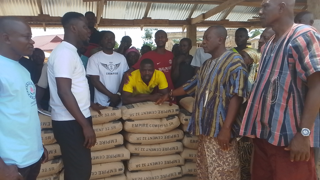Adom Foundation Supports Amafrom Community, Donates Materials for Development Projects
