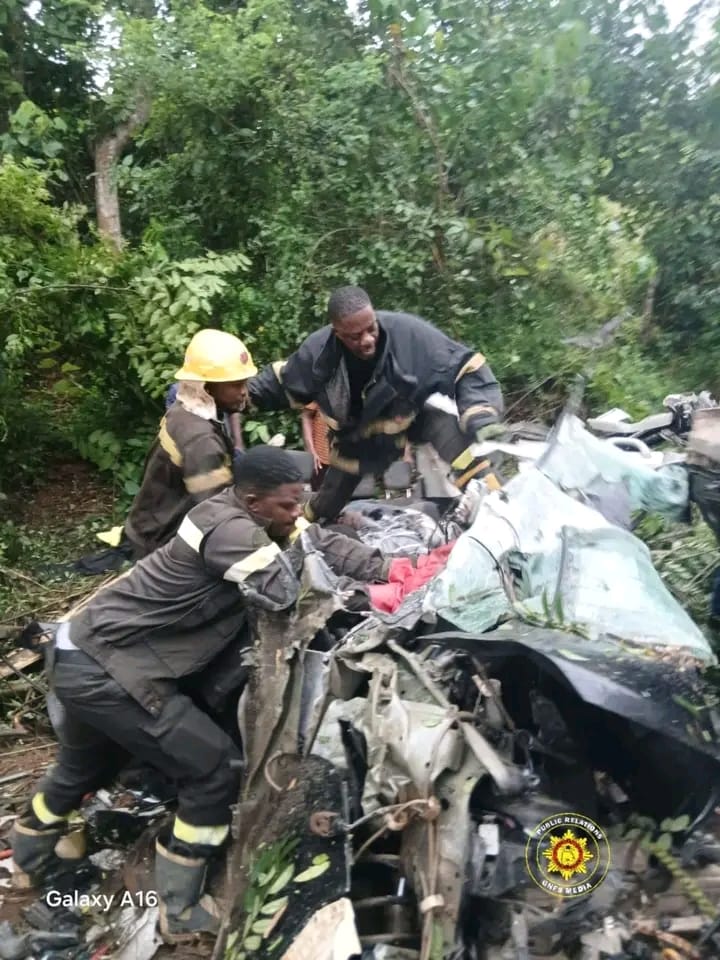 GNFS RESPONDS TO FATAL CAR CRASH AT ANYINASO JUNCTION, FOUR DEAD, ONE INJURED